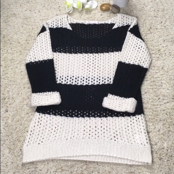 Pink Rose Sweaters - Pink Rose Black and Off-white Sweater Size L